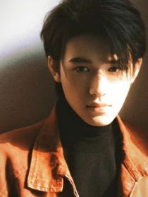 宋亚轩：槐下青烟